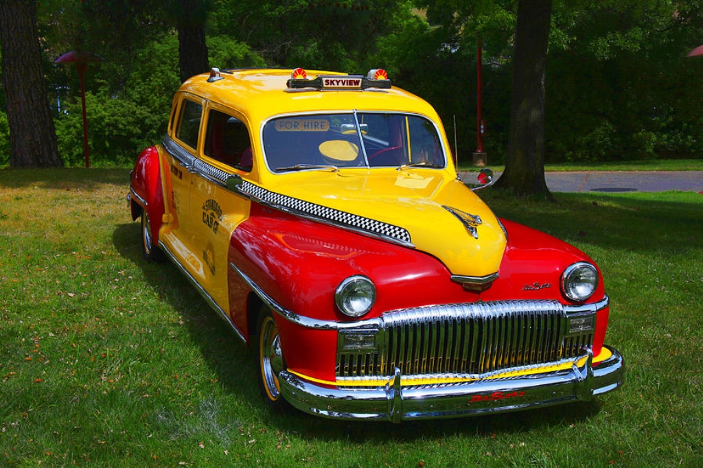 desoto-skyview-taxi-garry-gay.jpg
